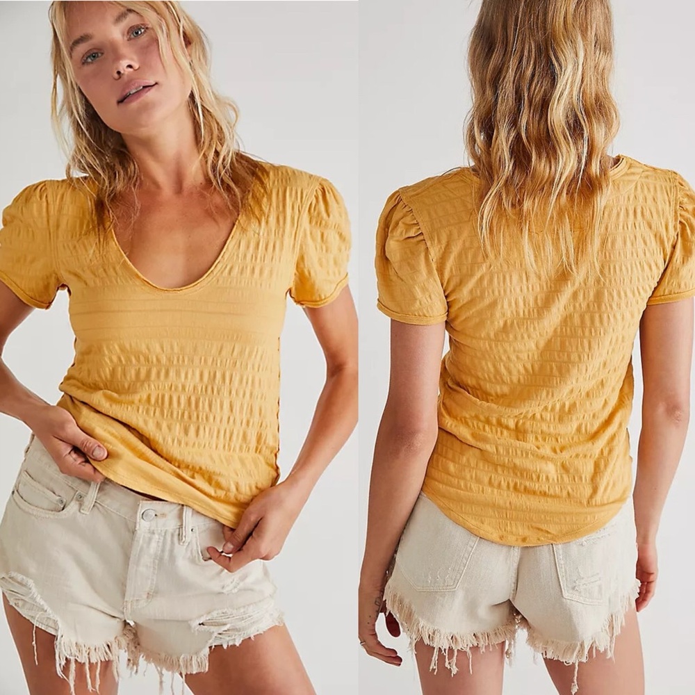 Free People We The Free Robin Gold Sugar Cube Short Sleeve Textured T-Shirt Top